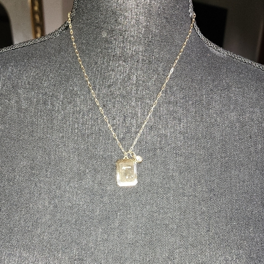 Gold Initial Pendant Necklace